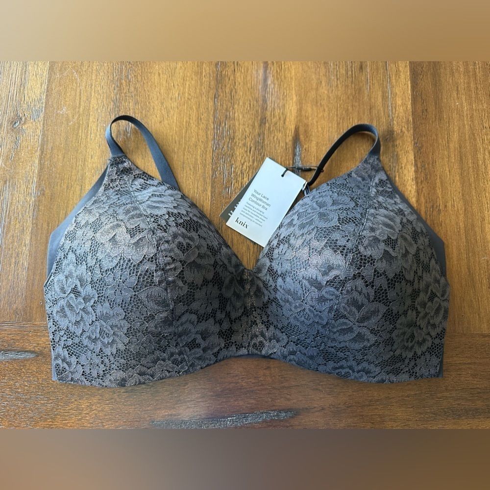 Knix Lace WingWoman Contour Bra - size 8